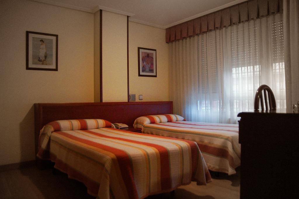 Hotel San Glorio Santander Room photo